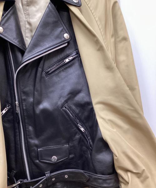 TOGA VIRILIS（トーガ ビリリース）TOGA VIRILIS (トーガ ビリリース) ライダースドッキングコート ベージュ サイズ:48の古着・服飾アイテム