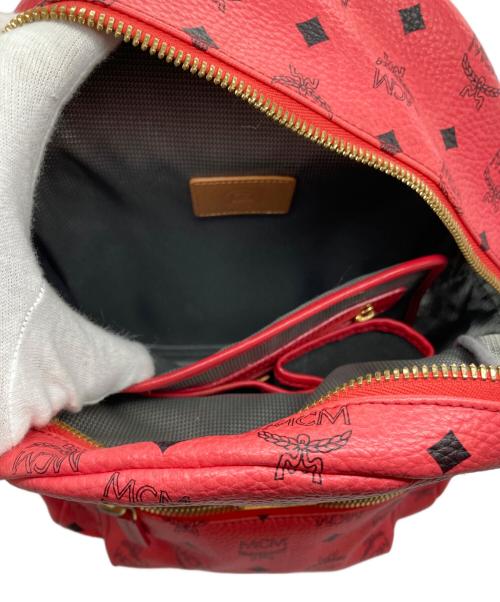 MCM（エムシーエム）MCM (エムシーエム) サイドスタッズバックパック ピンクの古着・服飾アイテム