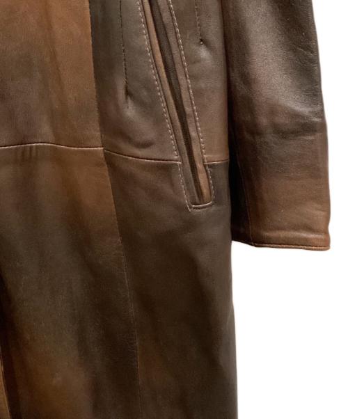 VAERSANE COLLECTION by PETROL（ペトロール）VAERSANE COLLECTION by PETROL (ペトロール) グラデーション加工スーパーロングレザーコート ブラウン サイズ:Mの古着・服飾アイテム