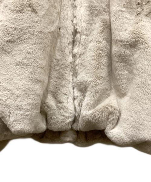 ANNE COQUINE（アンコキーヌ）ANNE COQUINE (アンコキーヌ) フェイクファージャケット ベージュ サイズ:L 未使用品の古着・服飾アイテム