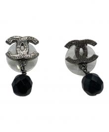 CHANEL（シャネル）の古着「ストーン付ココマークピアス」｜ブラック