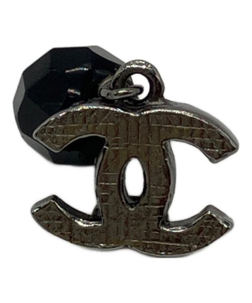 CHANEL（シャネル）CHANEL (シャネル) ストーン付ココマークピアス ブラックの古着・服飾アイテム