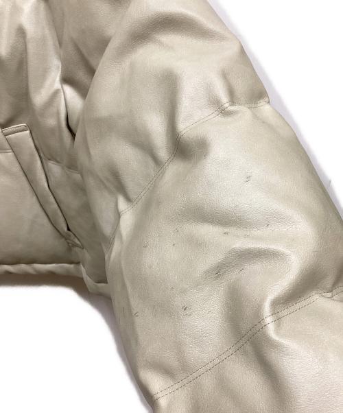 EMODA（エモダ）EMODA (エモダ) フェイクレザーショートダウン ベージュ サイズ:FREEの古着・服飾アイテム