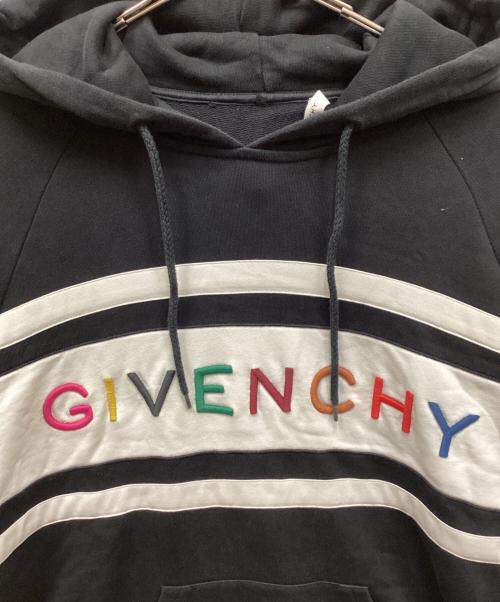 GIVENCHY（ジバンシィ）GIVENCHY (ジバンシィ) ロゴ刺繍プルオーバーパーカー ブラック サイズ:Lの古着・服飾アイテム
