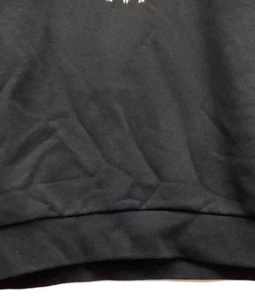 KITH（キス）KITH (キス) HAWAII MOSAIC NELSON CREWNECK（ハワイ　ネルソン　クルーネック） ブラック サイズ:Mの古着・服飾アイテム