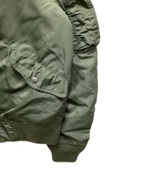 AVIREX（アヴィレックス）AVIREX (アヴィレックス) L-2B COMMERCIAL オリーブ サイズ:Mの古着・服飾アイテム