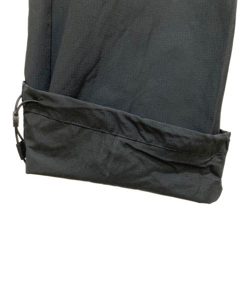 NIKE（ナイキ）NIKE (ナイキ) MRカーゴパンツ ブラック サイズ:M 未使用品の古着・服飾アイテム