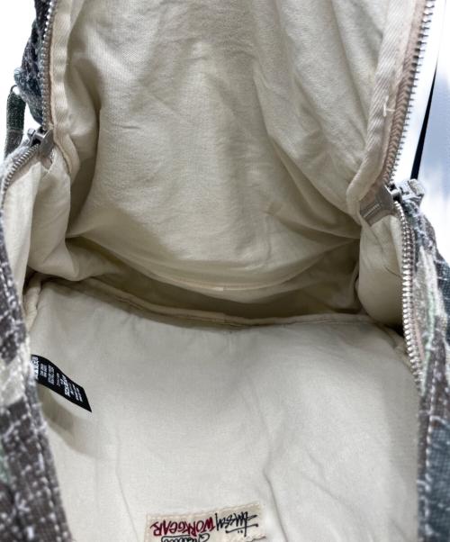 stussy（ステューシー）stussy (ステューシー) NEEDLE PUNCH BACKPACK/ニードルパンチバックパック グリーンの古着・服飾アイテム