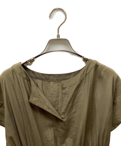 ANAYI（アナイ）ANAYI (アナイ) ベルテッドS/Sワンピ―ス オリーブ サイズ:34の古着・服飾アイテム