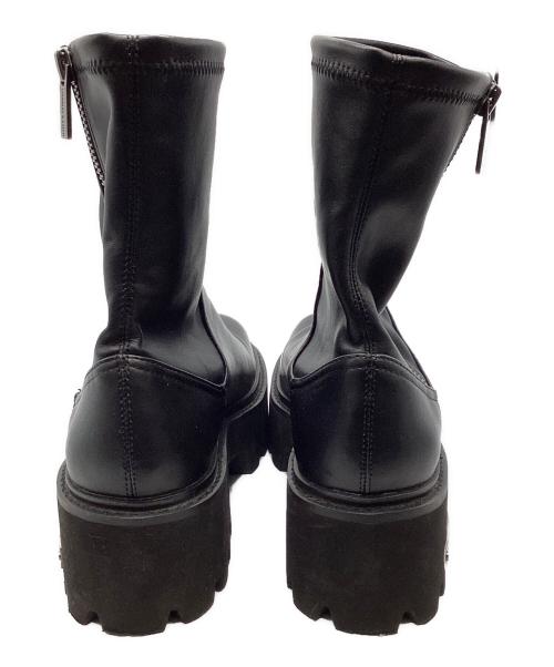 CHARLES & KEITH（チャールズアンドキース）CHARLES & KEITH (チャールズ＆キース) サイドジップ アンクルブーツ ブラック サイズ:37の古着・服飾アイテム