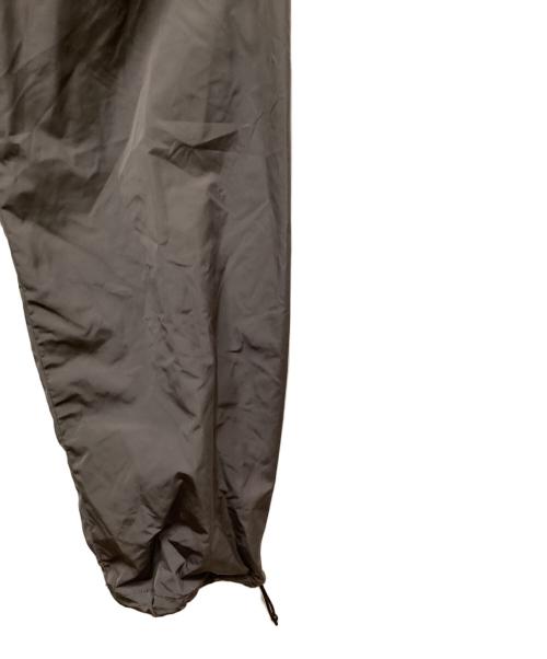 Calvin Klein（カルバンクライン）Calvin Klein (カルバンクライン) ナイロンパンツ グレー サイズ:Sの古着・服飾アイテム