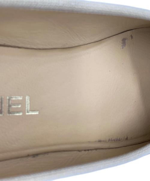 CHANEL（シャネル）CHANEL (シャネル) ココマーク2トーンパンプス ベージュ サイズ:37.5の古着・服飾アイテム