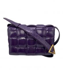 BOTTEGA VENETA（ボッテガベネタ）の古着「PADDED CASSETTE SHOLDER BAG」｜パープル