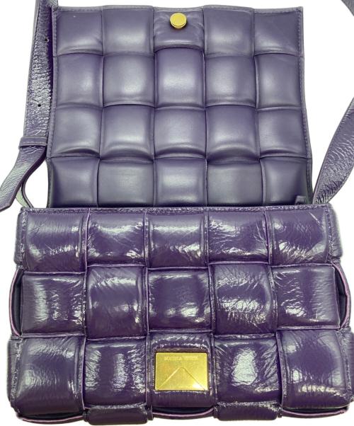 BOTTEGA VENETA（ボッテガベネタ）BOTTEGA VENETA (ボッテガベネタ) PADDED CASSETTE SHOLDER BAG パープルの古着・服飾アイテム