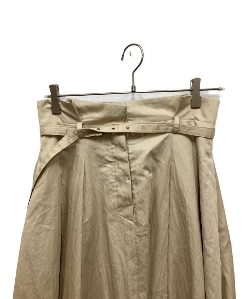 ebure（エブール）ebure (エブール) タックフレアスカート ベージュ サイズ:36の古着・服飾アイテム