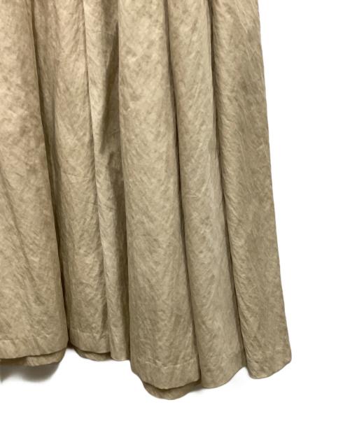 ebure（エブール）ebure (エブール) タックフレアスカート ベージュ サイズ:36の古着・服飾アイテム