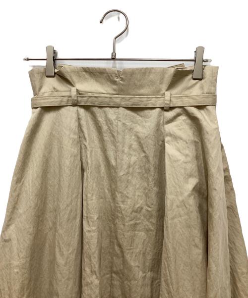 ebure（エブール）ebure (エブール) タックフレアスカート ベージュ サイズ:36の古着・服飾アイテム