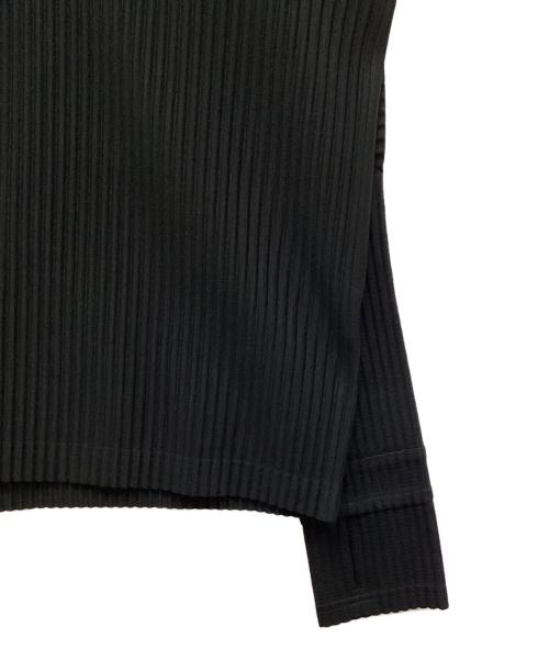HOMME PLISSE ISSEY MIYAKE（オム プリッセ イッセイ ミヤケ）HOMME PLISSE ISSEY MIYAKE (オム プリッセ イッセイ ミヤケ) サムホールプリーツカットソー ブラック サイズ:３の古着・服飾アイテム