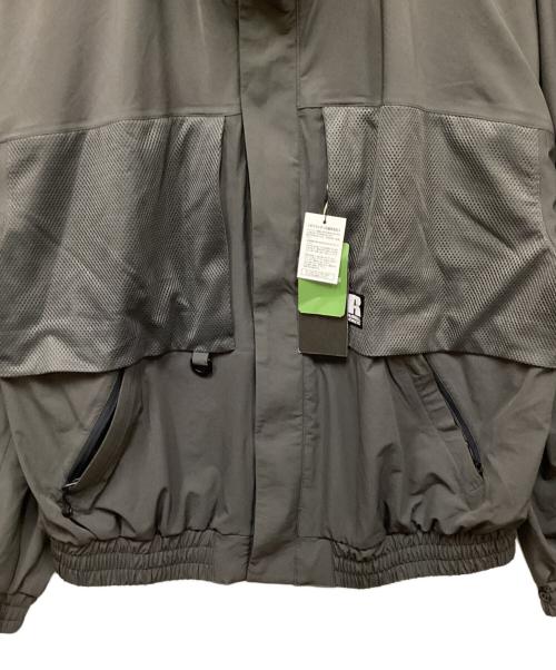 RUSSELL ATHLETIC（ラッセルアスレチック）RUSSELL ATHLETIC (ラッセルアスレチック) FREAK'S STORE (フリークストア) ナイロンジャケット グレー サイズ:Lの古着・服飾アイテム