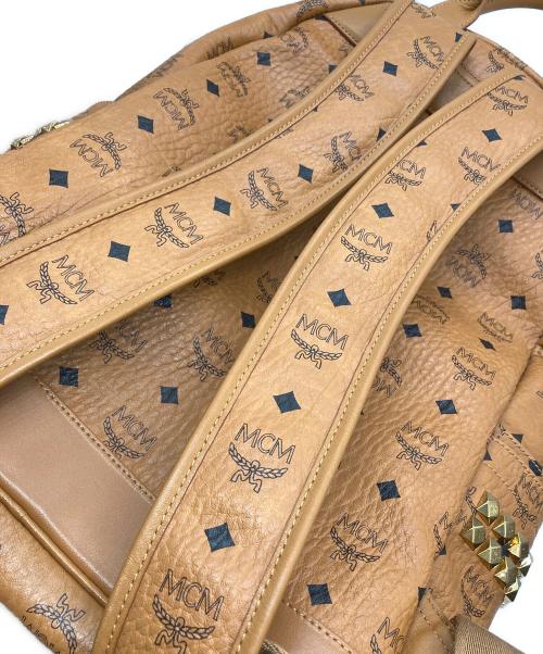 MCM（エムシーエム）MCM (エムシーエム) リュック ブラウンの古着・服飾アイテム