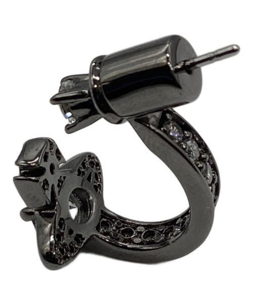 Vivienne Westwood（ヴィヴィアンウエストウッド）Vivienne Westwood (ヴィヴィアンウエストウッド) MAITENAシングルピアス ブラックの古着・服飾アイテム