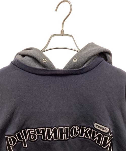 Gosha Rubchinskiy（ゴーシャラブチンスキー）Gosha Rubchinskiy (ゴーシャラブチンスキー) COMBO HOODED SWEATSHIRT/コンボ　フーデッド　スウェットシャツ ネイビー サイズ:Sの古着・服飾アイテム