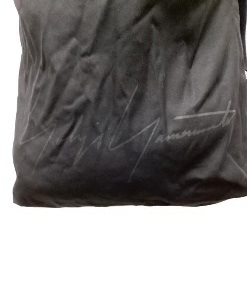 YOHJI YAMAMOTO（ヨウジヤマモト）YOHJI YAMAMOTO (ヨウジヤマモト) NOVELTY MESSENGER BAG/ノベルティメッセンジャーバッグ ブラックの古着・服飾アイテム