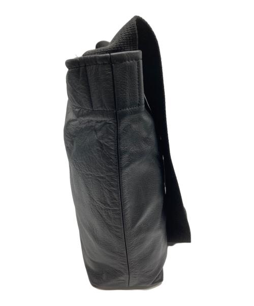 YOHJI YAMAMOTO（ヨウジヤマモト）YOHJI YAMAMOTO (ヨウジヤマモト) NOVELTY COW LEATHER Shoulder Bag ブラックの古着・服飾アイテム