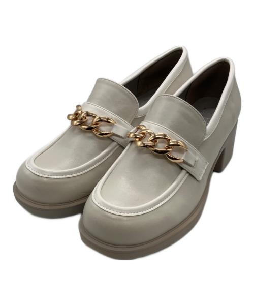 あしながおじさん（アシナガオジサン）あしながおじさん (アシナガオジサン) 厚底チェーンローファー ホワイト サイズ:24.5の古着・服飾アイテム