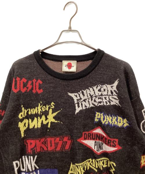PUNK DRUNKERS（パンクドランカーズ）PUNK DRUNKERS (パンクドランカーズ) ロゴいろいろニット ブラック サイズ:XLの古着・服飾アイテム