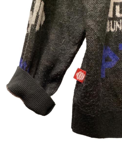 PUNK DRUNKERS（パンクドランカーズ）PUNK DRUNKERS (パンクドランカーズ) ロゴいろいろニット ブラック サイズ:XLの古着・服飾アイテム