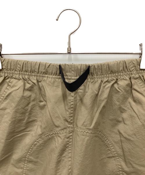 NIKE ACG（ナイキエーシージー）NIKE ACG (ナイキエージーシー) カーゴショーツ ブラウン サイズ:Mの古着・服飾アイテム