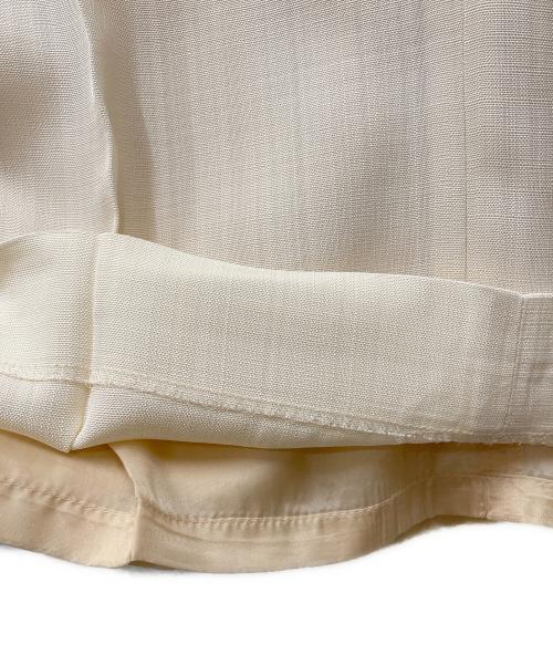 ebure（エブール）ebure (エブール) センタープレスワイドスラックスパンツ アイボリー サイズ:size36の古着・服飾アイテム