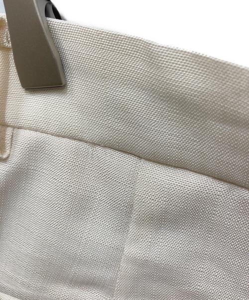 ebure（エブール）ebure (エブール) センタープレスワイドスラックスパンツ アイボリー サイズ:size36の古着・服飾アイテム