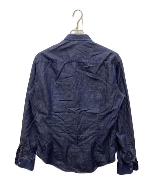 EMPORIO ARMANI（エンポリオ アルマーニ）EMPORIO ARMANI (エンポリオアルマーニ) シャンブレーシャツ インディゴ サイズ:Lの古着・服飾アイテム