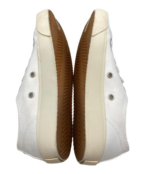 Maison Margiela（メゾンマルジェラ）Maison Margiela (メゾンマルジェラ) TABI SNEAKER/タビスニーカー ホワイト サイズ:37の古着・服飾アイテム