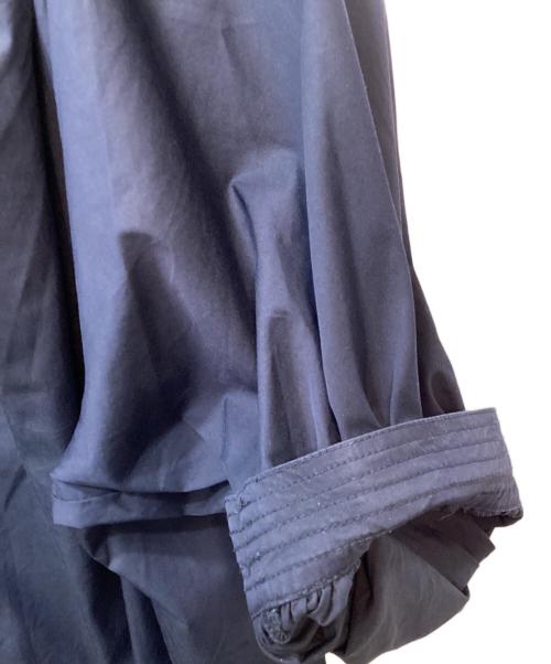 TORRAZZO DONNA（トラッゾドンナ）TORRAZZO DONNA (トラッゾドンナ) タイプライターシャツブラウス ネイビー サイズ:FREEの古着・服飾アイテム