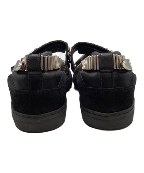 TOGA PULLA（トーガ プルラ）TOGA PULLA (トーガ プルラ) METAL SNEAKER SANDALS/メタルスニーカーサンダル ブラック サイズ:38の古着・服飾アイテム