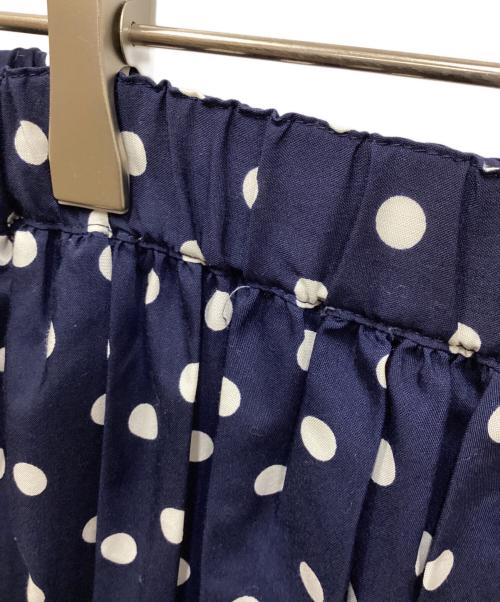 ROBE DE CHAMBRE COMME DES GARCONS（ローブドシャンブル コムデギャルソン）ROBE DE CHAMBRE COMME DES GARCONS (ローブドシャンブル コムデギャルソン) ドット柄スカート ネイビー サイズ:不明の古着・服飾アイテム