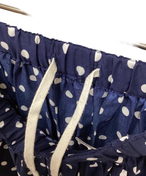 ROBE DE CHAMBRE COMME DES GARCONS（ローブドシャンブル コムデギャルソン）ROBE DE CHAMBRE COMME DES GARCONS (ローブドシャンブル コムデギャルソン) ドット柄スカート ネイビー サイズ:不明の古着・服飾アイテム