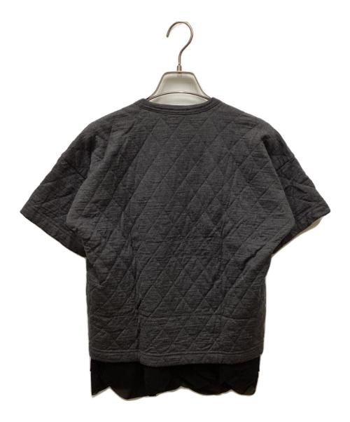 COMME des GARCONS COMME des GARCONS（コムデギャルソン コムデギャルソン）COMME des GARCONS COMME des GARCONS (コムデギャルソン コムデギャルソン) AD2014キルティング×シアードッキングTシャツ グレー サイズ:XSの古着・服飾アイテム