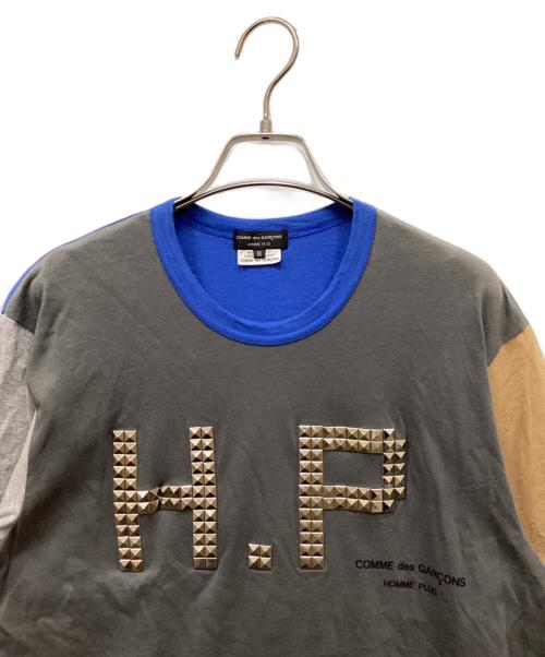 COMME des GARCONS HOMME PLUS（コムデギャルソンオムプリュス）COMME des GARCONS HOMME PLUS (コムデギャルソンオムプリュス) スタッズロゴＴシャツ グレー サイズ:Mの古着・服飾アイテム