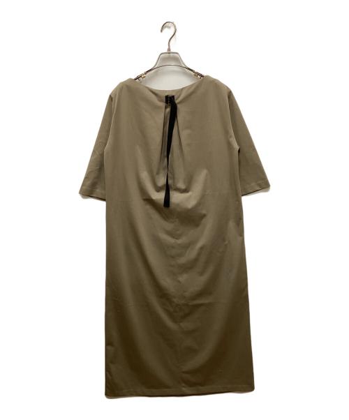 icB（アイシービー）icB (アイシービー) ハイゲージプレーティング ワンピース ベージュ サイズ:S 未使用品の古着・服飾アイテム