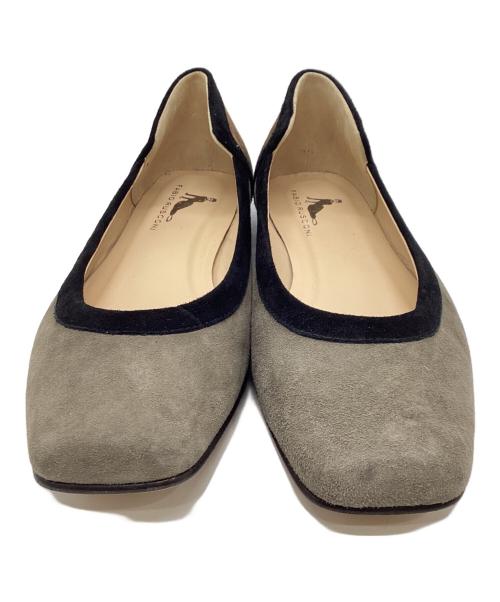 FABIO RUSCONI（ファビオルスコーニ）FABIO RUSCONI (ファビオルスコーニ) 2トーンスエードフラットシューズ グレー サイズ:38.5の古着・服飾アイテム