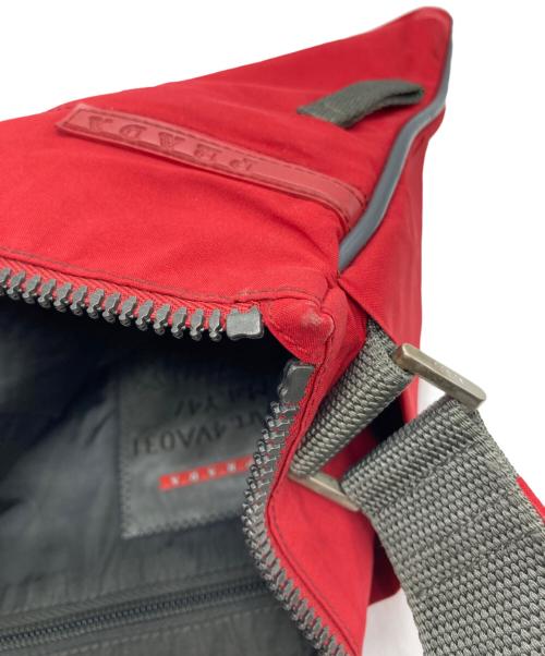 PRADA SPORT（プラダスポーツ）PRADA SPORT (プラダスポーツ) ナイロンショルダーバッグ レッドの古着・服飾アイテム