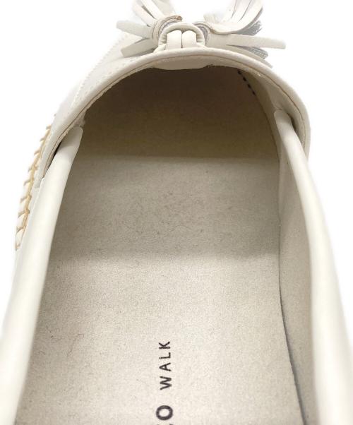 tsumori chisato walk（ツモリチサトウォーク）tsumori chisato walk (ツモリチサトウォーク) タッセルローファー ホワイト サイズ:24.5cmの古着・服飾アイテム