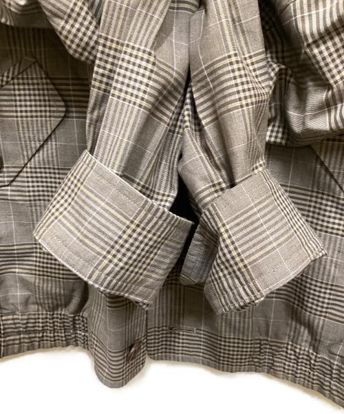 ISSEY MIYAKE（イッセイミヤケ）ISSEY MIYAKE (イッセイミヤケ) チェック柄スイングトップ グレー サイズ:Mの古着・服飾アイテム