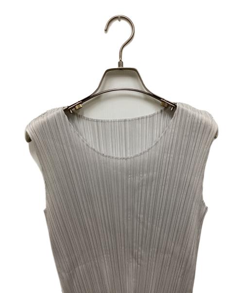 PLEATS PLEASE（プリーツプリーズ）PLEATS PLEASE (プリーツプリーズ) ノースリーブカットソー グレー サイズ:3の古着・服飾アイテム