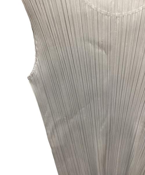 PLEATS PLEASE（プリーツプリーズ）PLEATS PLEASE (プリーツプリーズ) ノースリーブカットソー グレー サイズ:3の古着・服飾アイテム