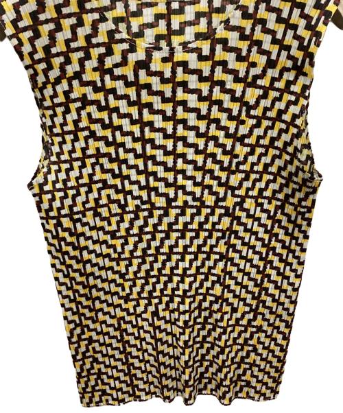 PLEATS PLEASE（プリーツプリーズ）PLEATS PLEASE (プリーツプリーズ) 総柄ノースリーブカットソー イエロー サイズ:3の古着・服飾アイテム